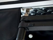 Load image into Gallery viewer, SMRT softshell rooftop tent, ladder
