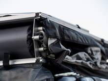 Load image into Gallery viewer, SMRT softshell rooftop tent, zip